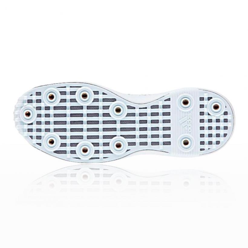 820x820 White Cricket