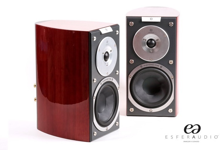 765x514 Audiovector Signature