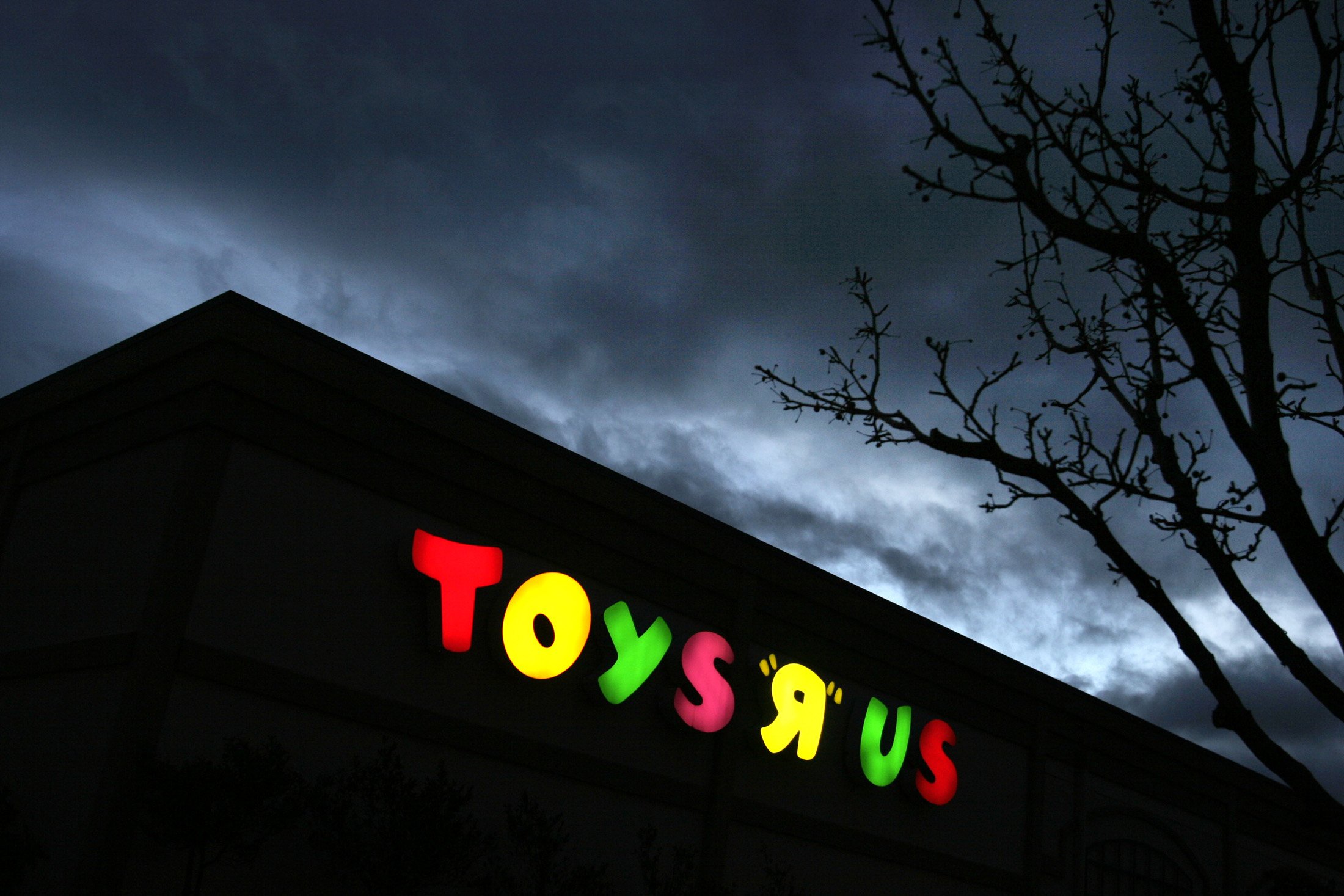 2200x1467 Haunted Sunnyvale Toys R Us About To Vanish Like A Ghost