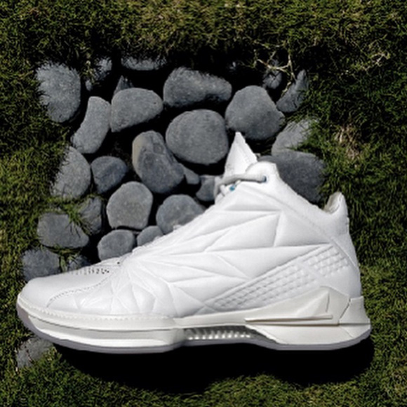 580x580 The Brandblack Force Vector Will Come In Premium Leather