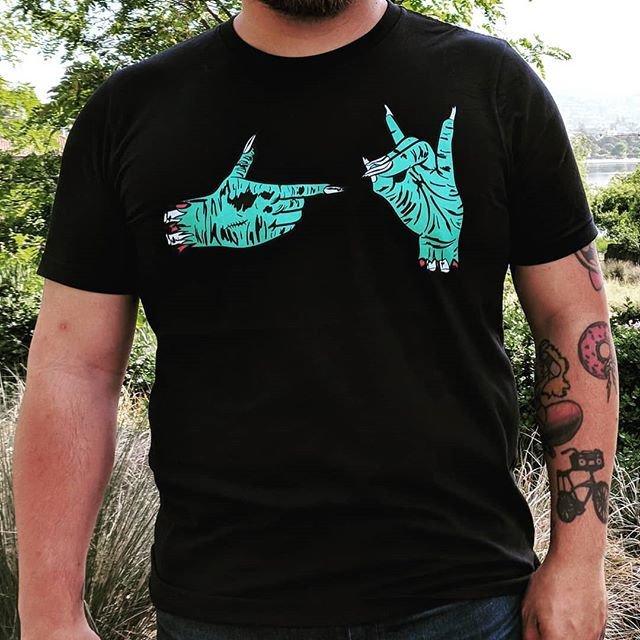 Peabe On Twitter Let's Try This Out Run The Bullet Tees Are 640x640 Peabe On Twitter Let's Try This Out Run The Bullet Tees Are