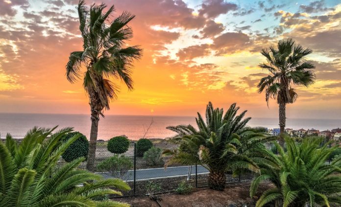 696x423 Python Graphics Combining Raster And Vector Pictures Packt Hub