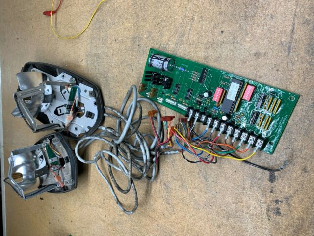 640x480 Federal Signal Vision Vector Replacement Pod Motorized Halogen