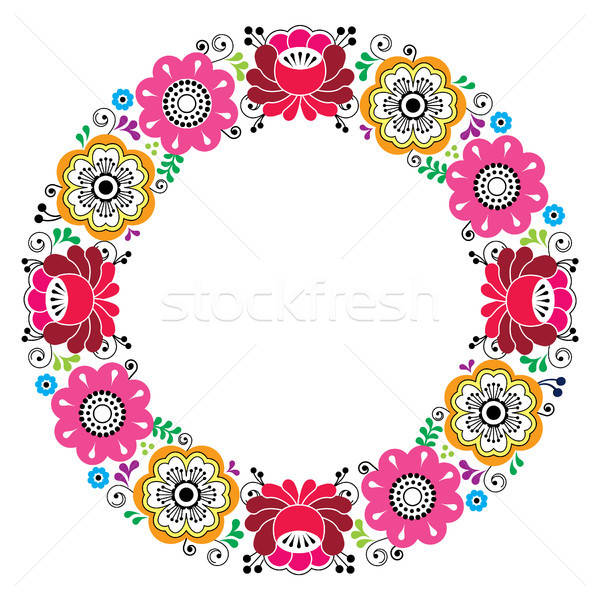 600x600 Russian Floral Wreath Pattern