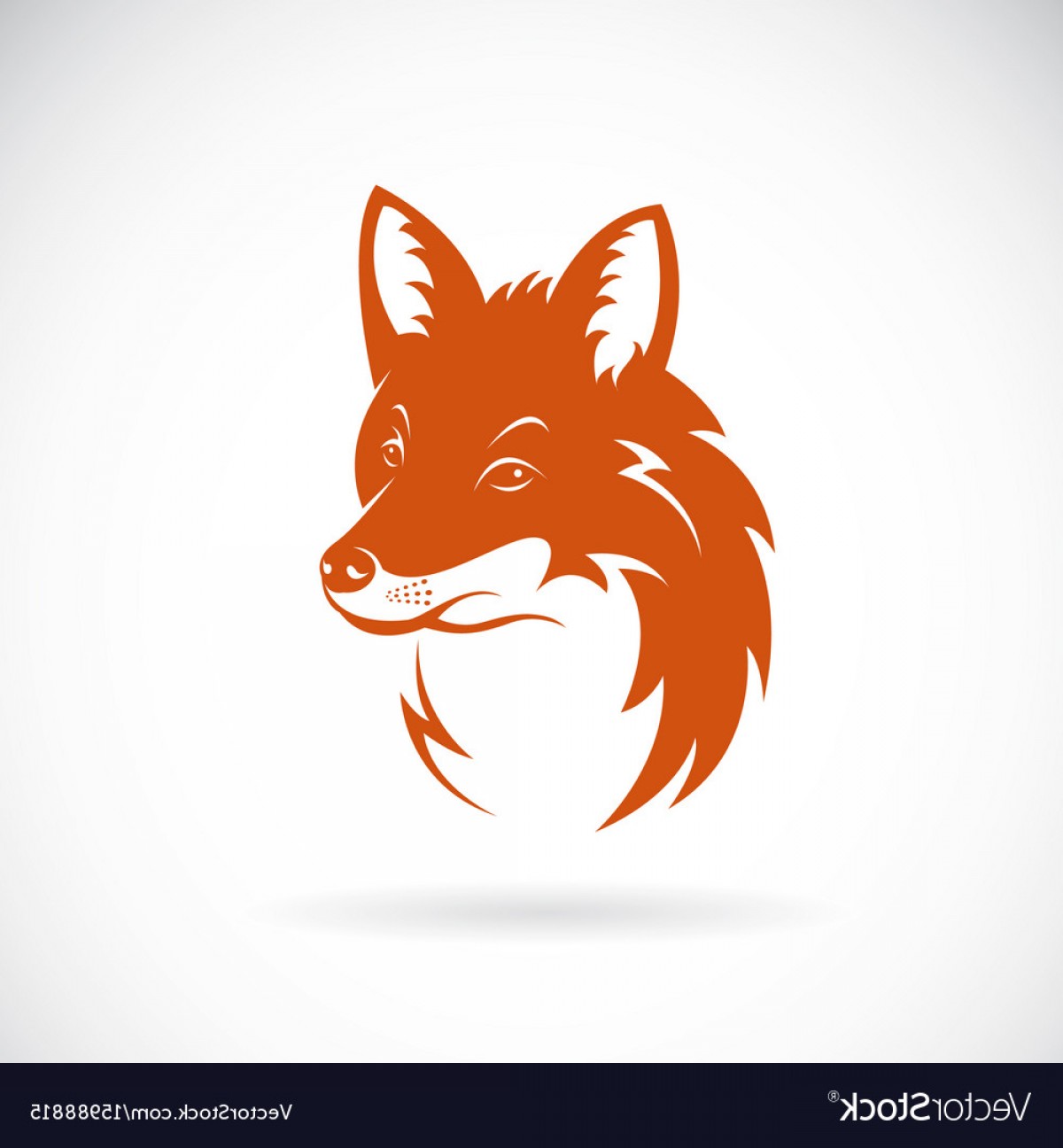 Ненастоящая голова лисы на оранжевом фоне