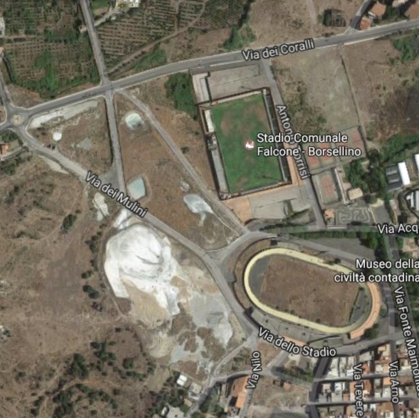 850x847 A Illegal Dump, Satellite Image