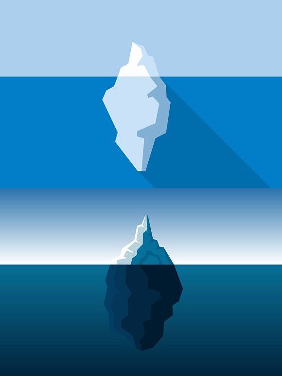 580x772 White Iceberg