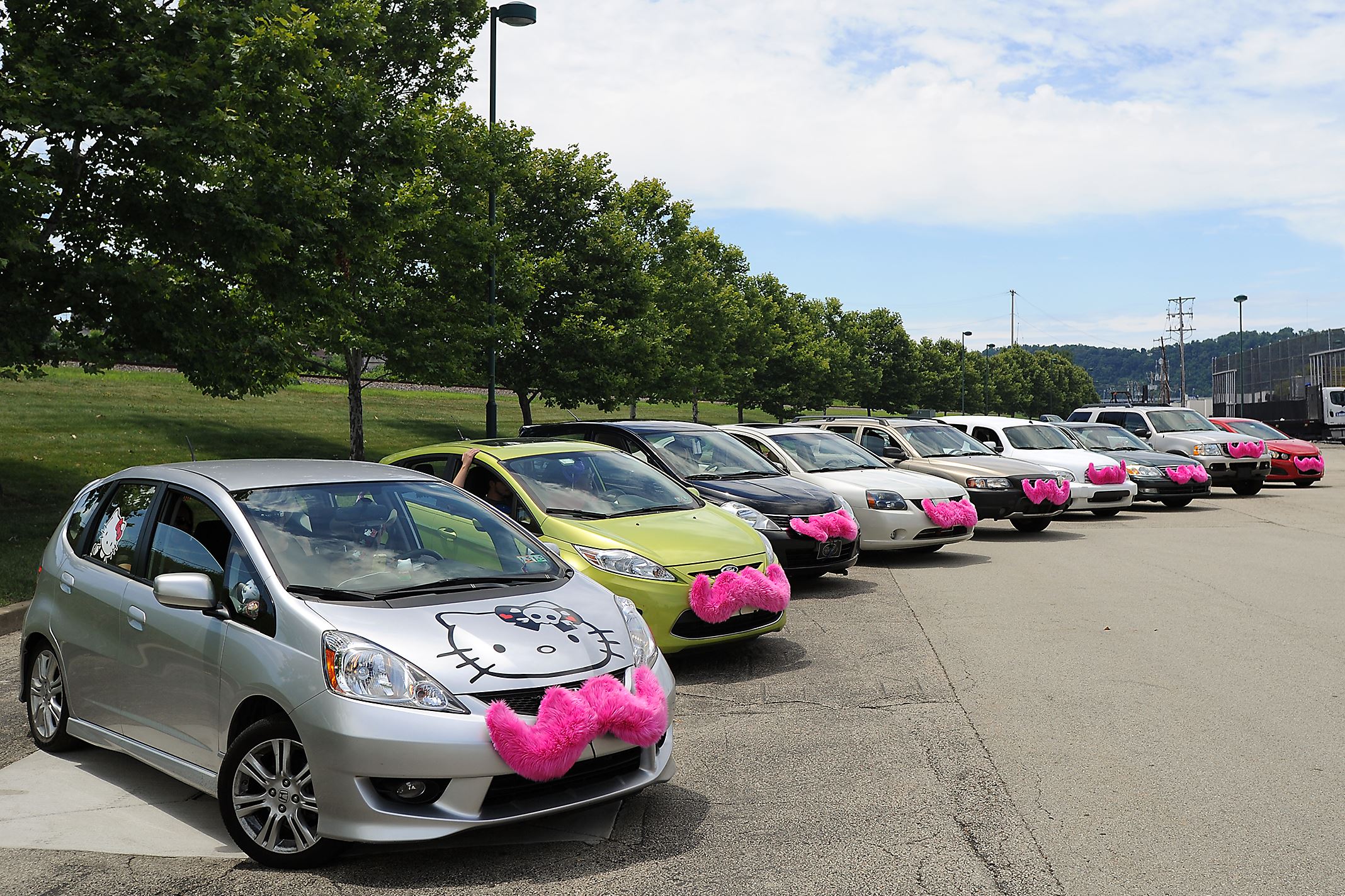2136x1424 Lyft, Hart And Zipcar Offer Ditch The Car Challenge