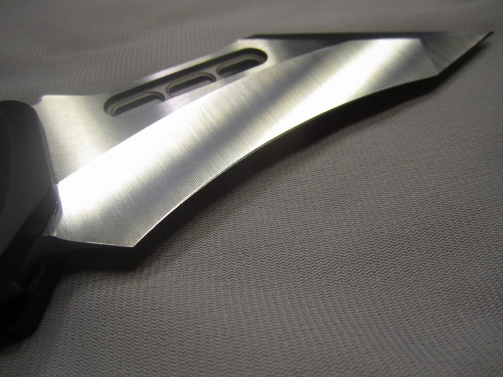 1024x768 Microtech Vector Auto