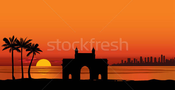 600x311 Mumbai City, India Urban Skyline With Skyscraper Buildings Silh