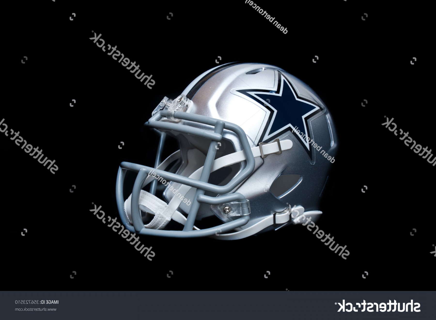 Zagreb Croatia December Nfl Soidergi 1800x1321 Zagreb Croatia December Nfl Soidergi