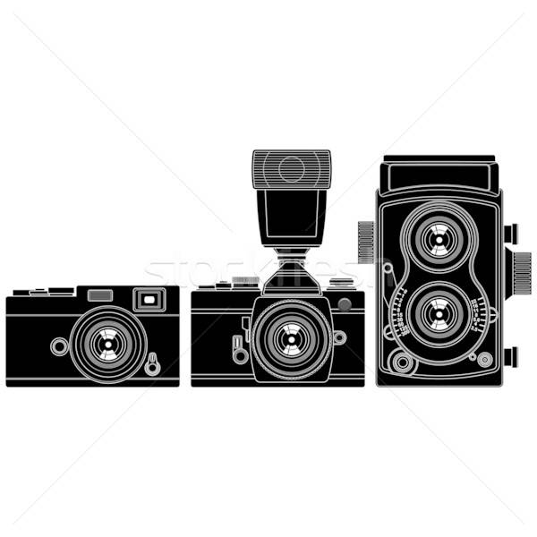 Old Cameras Vector Illustration Liu Yin 600x600 Old Cameras Vector Illustration Liu Yin