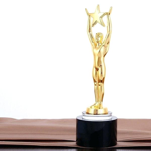 The Oscar Statue 600x600 The Oscar Statue