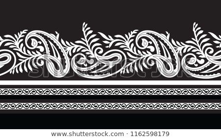 450x283 Horizontal Paisley Border On Black
