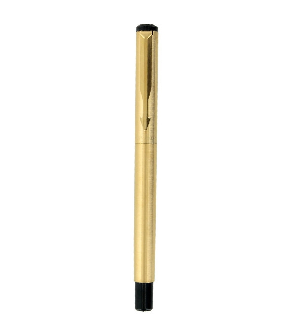 609x684 Parker Vector Fountain Pen Golden