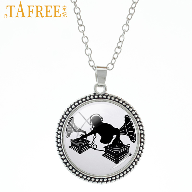 Tafree Gramophones Necklace Black And White Stock Vector Pendant 800x800 Tafree Gramophones Necklace Black And White Stock Vector Pendant