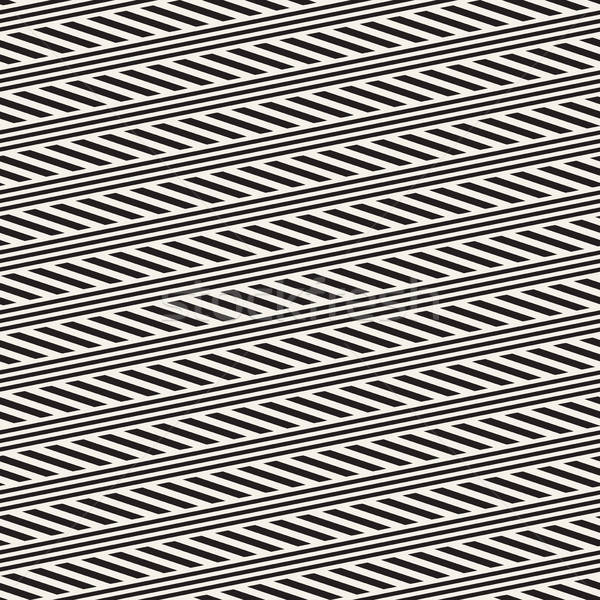 600x600 Interlacing Parallel Stripes Vector Seamless Monochrome Pattern