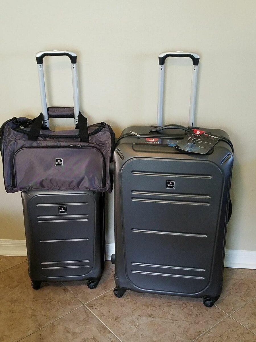 900x1200 Tag Vector Pieces Luggage Set Spinner Hardcase Usado En Venta En