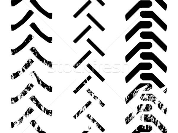 600x451 Tractor Tyre Vector Illustration Mihaly Pal Fazakas