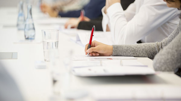 600x337 Training Vector