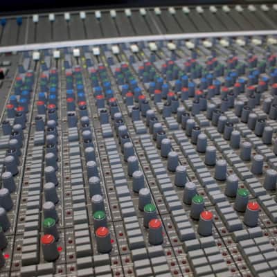 400x400 Trident Vector