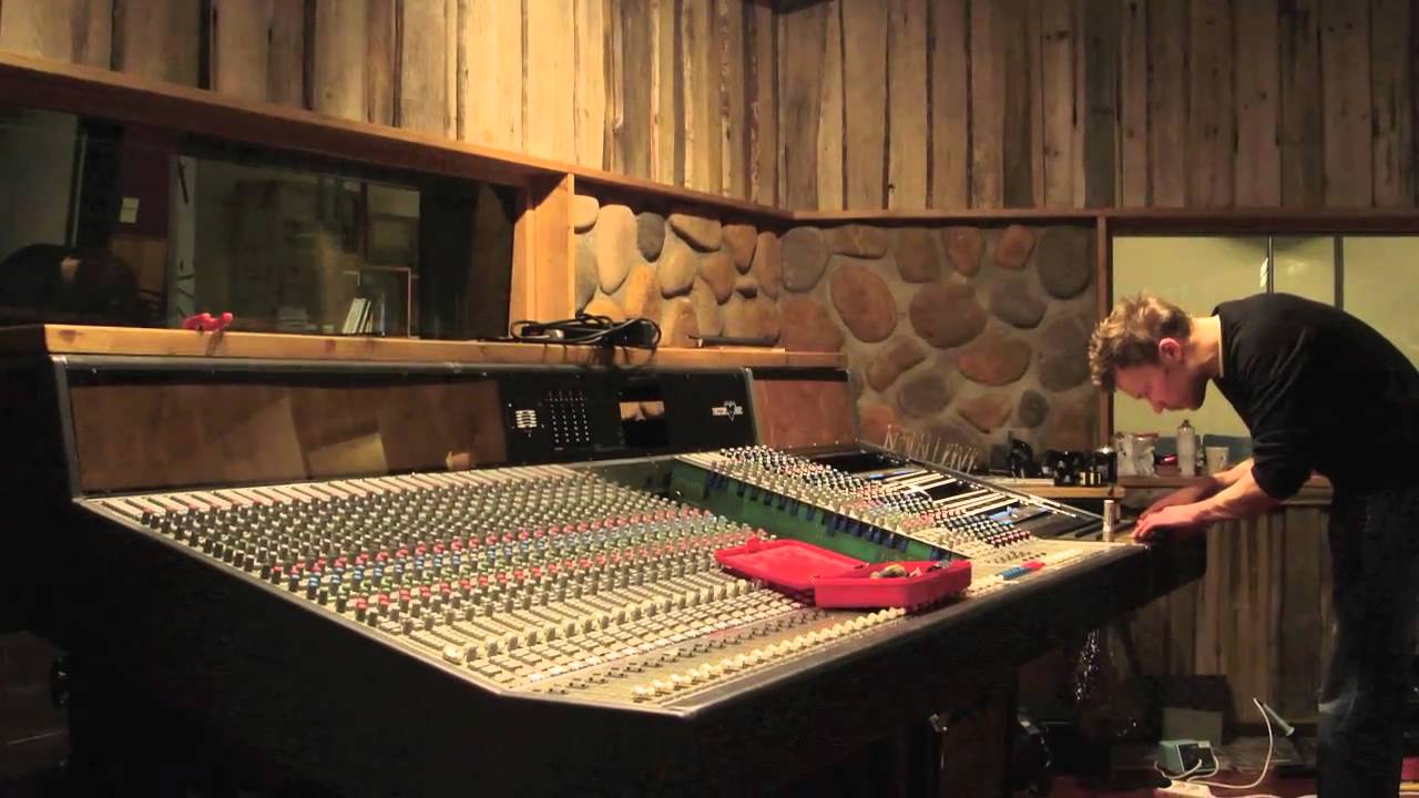 1280x720 Trident Vector Installation In Astia Studio B, Lappeenranta