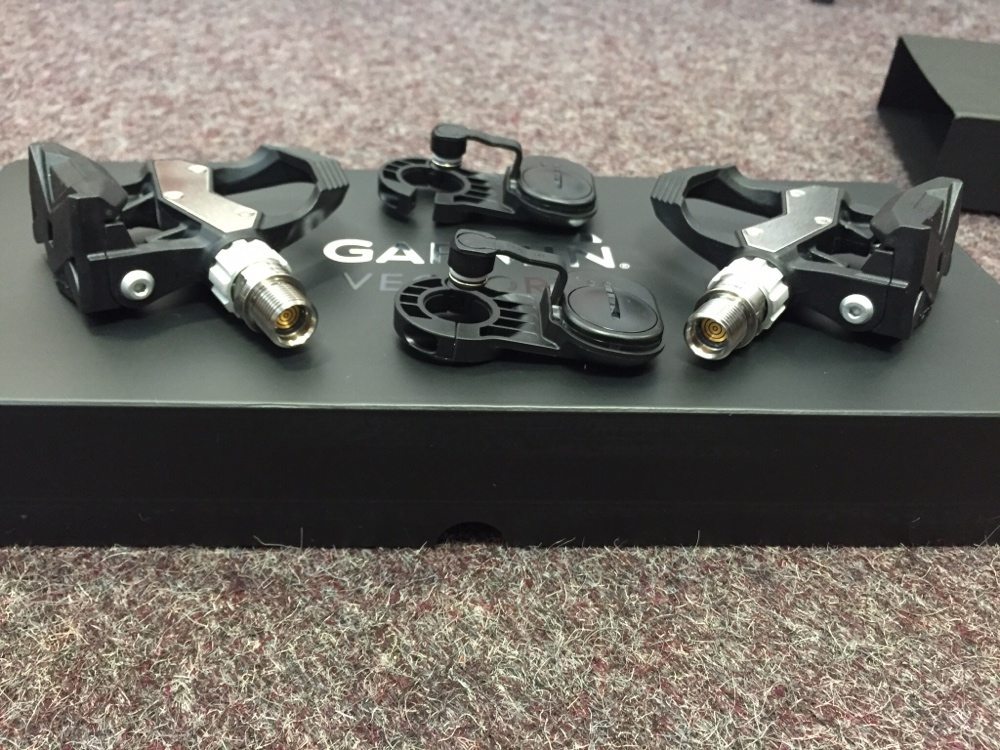 1000x750 Garmin Vector Review