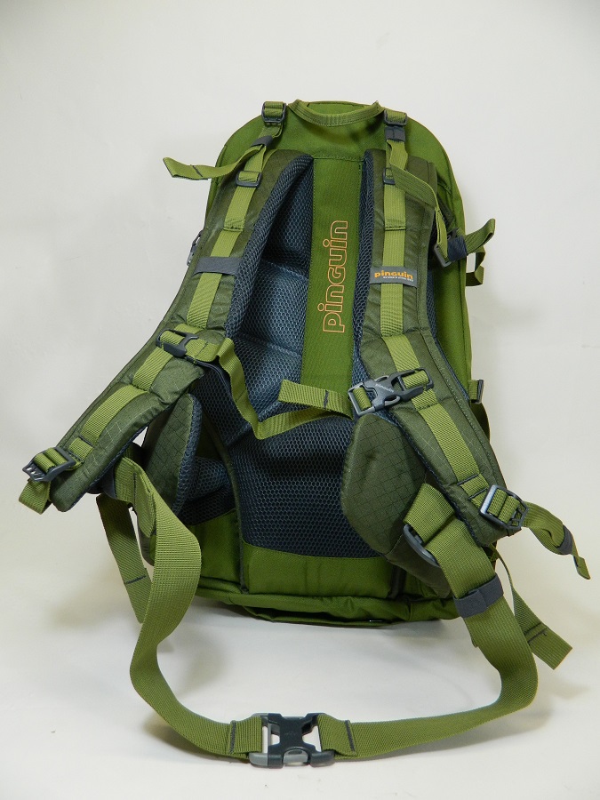 675x900 Batoh Pinguin Vector Khaki