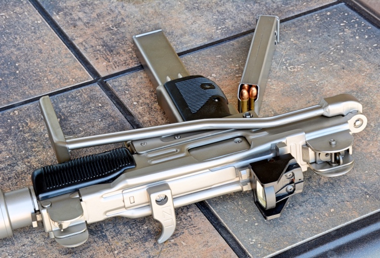 750x509 Sold Vector Mini Uzi Smg New Lower Price!