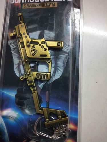 375x500 Vector Auto Gun Keychain
