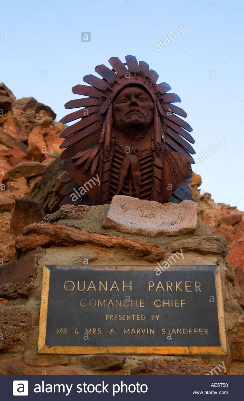 846x1390 Download This Stock Image Quanah Parker Sculpture