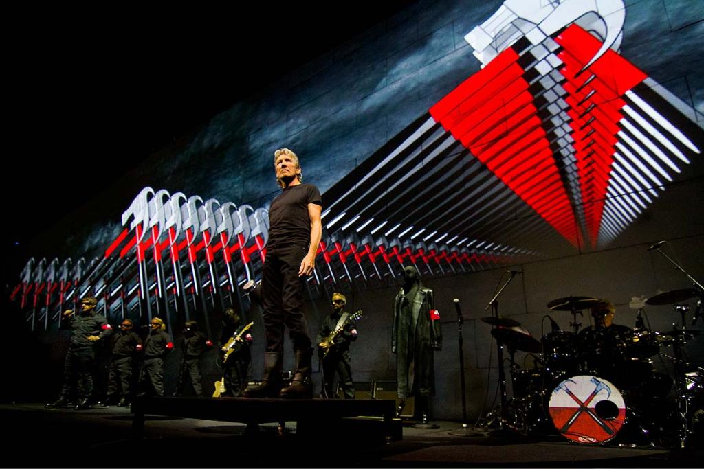 1024x683 The Wall Takes Over Vector Arena
