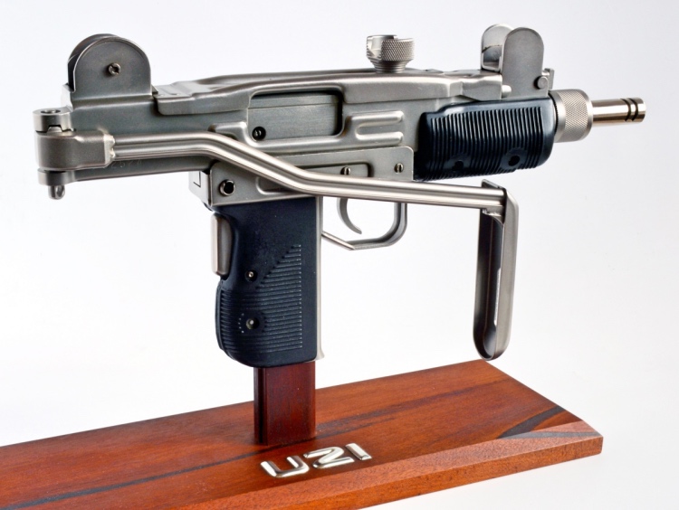 750x564 Sold Vector Mini Uzi Smg New Lower Price!