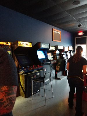 Vector Bar Arcade Cleveland St Clearwater, Fl Bars 300x400 Vector Bar Arcade Cleveland St Clearwater, Fl Bars