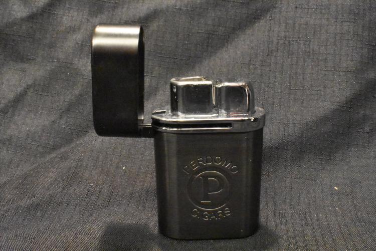 750x501 Vector Perdomo Cigars Three Flame Butane Lighter
