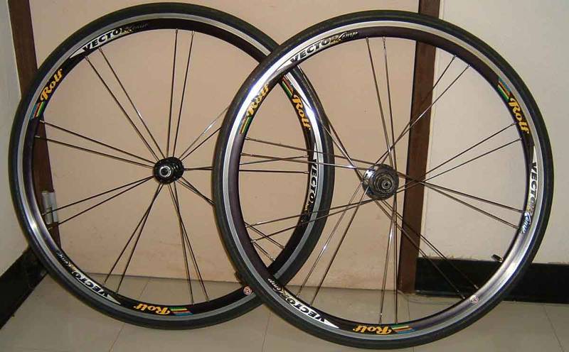 Rolf Vector Comp Rims On A Tandem 800x496 Rolf Vector Comp Rims On A Tandem