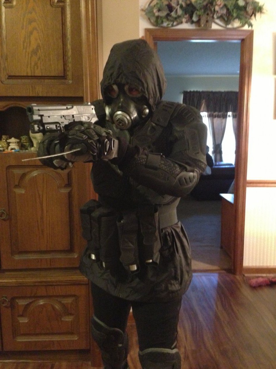 928x1238 Resident Evil Vector Cosplay Pre O R C W I P Geekchicpro