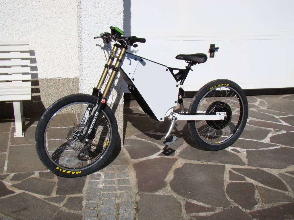 1024x768 Vector Storm E Bike Frame Parts Worldwide