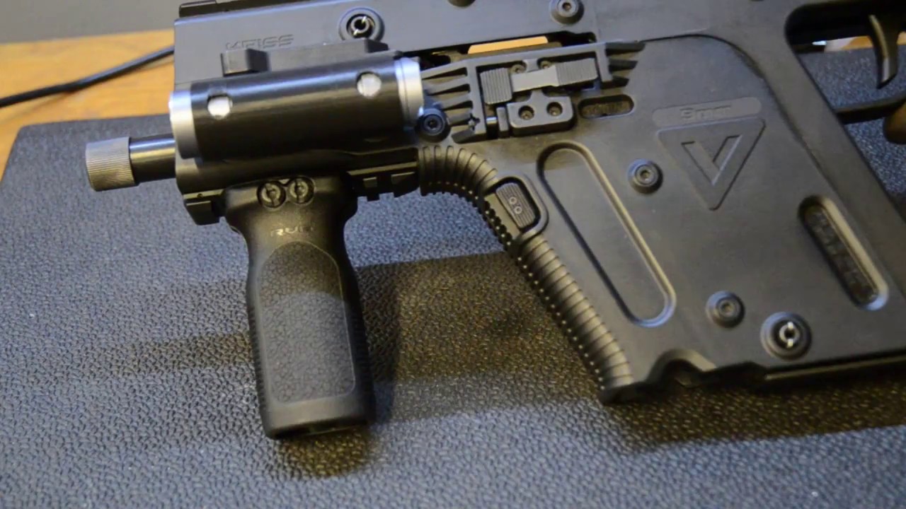 1280x720 Kriss Vector Low Profile Flashlight Holder