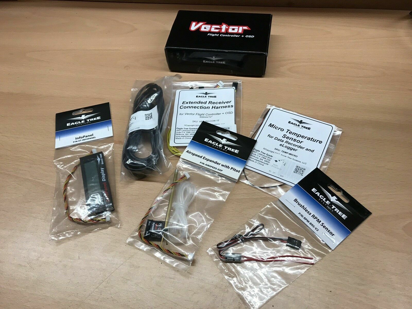 1600x1200 Vector Vector Vector Eagle Tree System Gps Flight Controller +