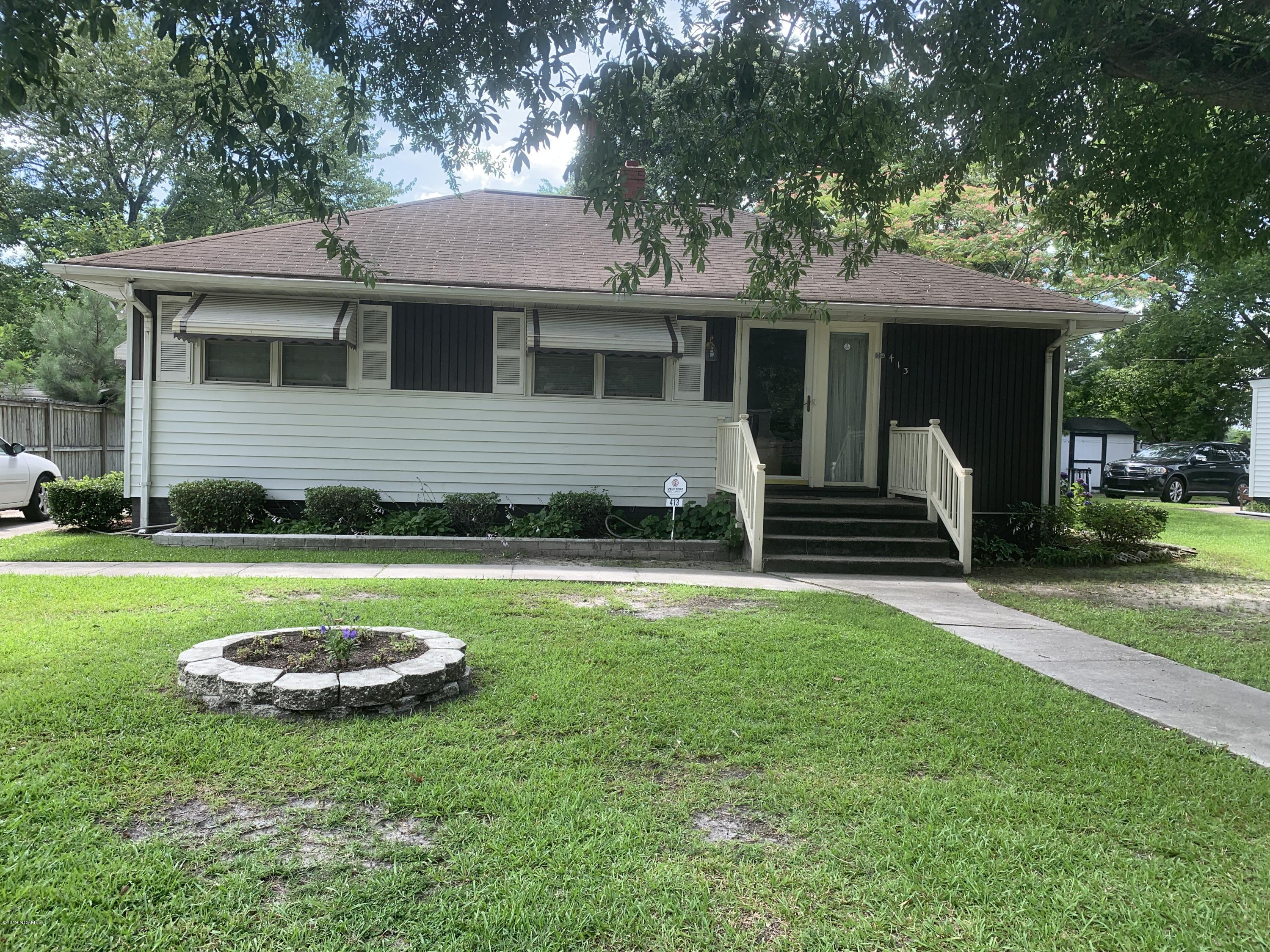 3000x2250 Greenview Drive Home For Sale In Greenville, Nc