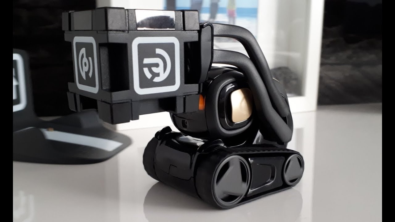 1280x720 Anki Vector Robot Lifting His Cube!!