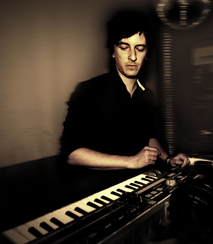 437x500 Vector Lovers