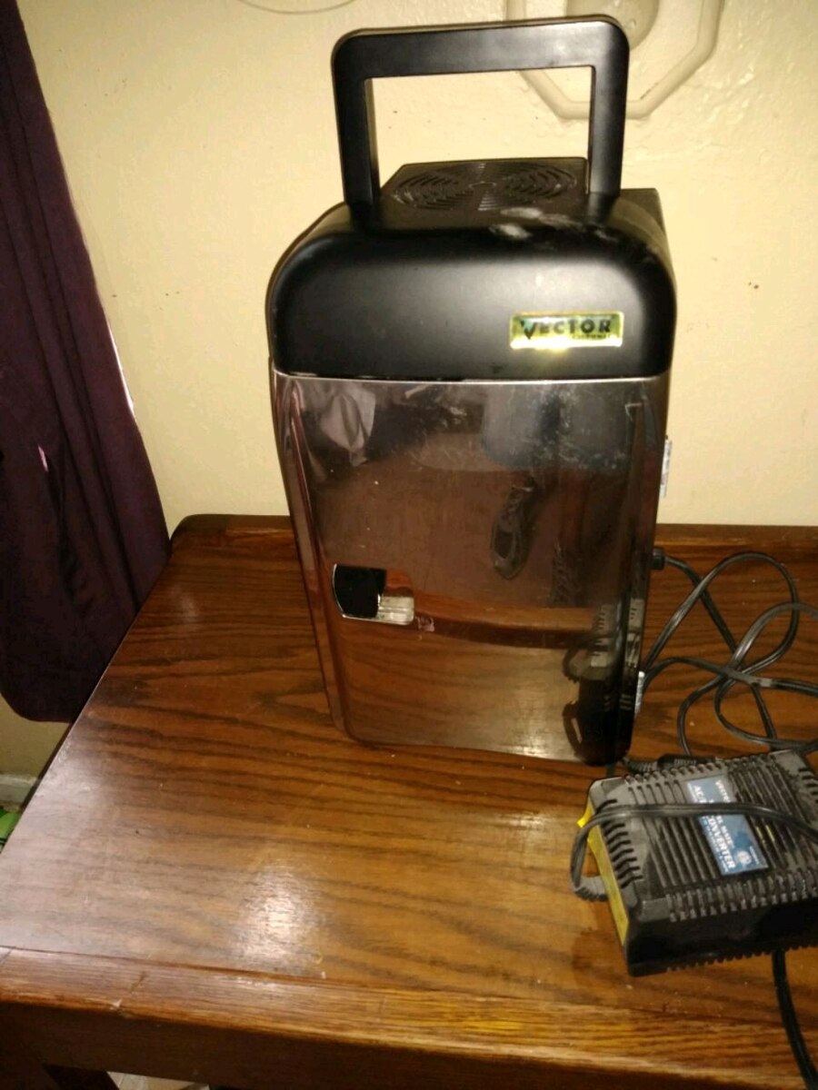 900x1200 Vector Mini Fridge San Antonio