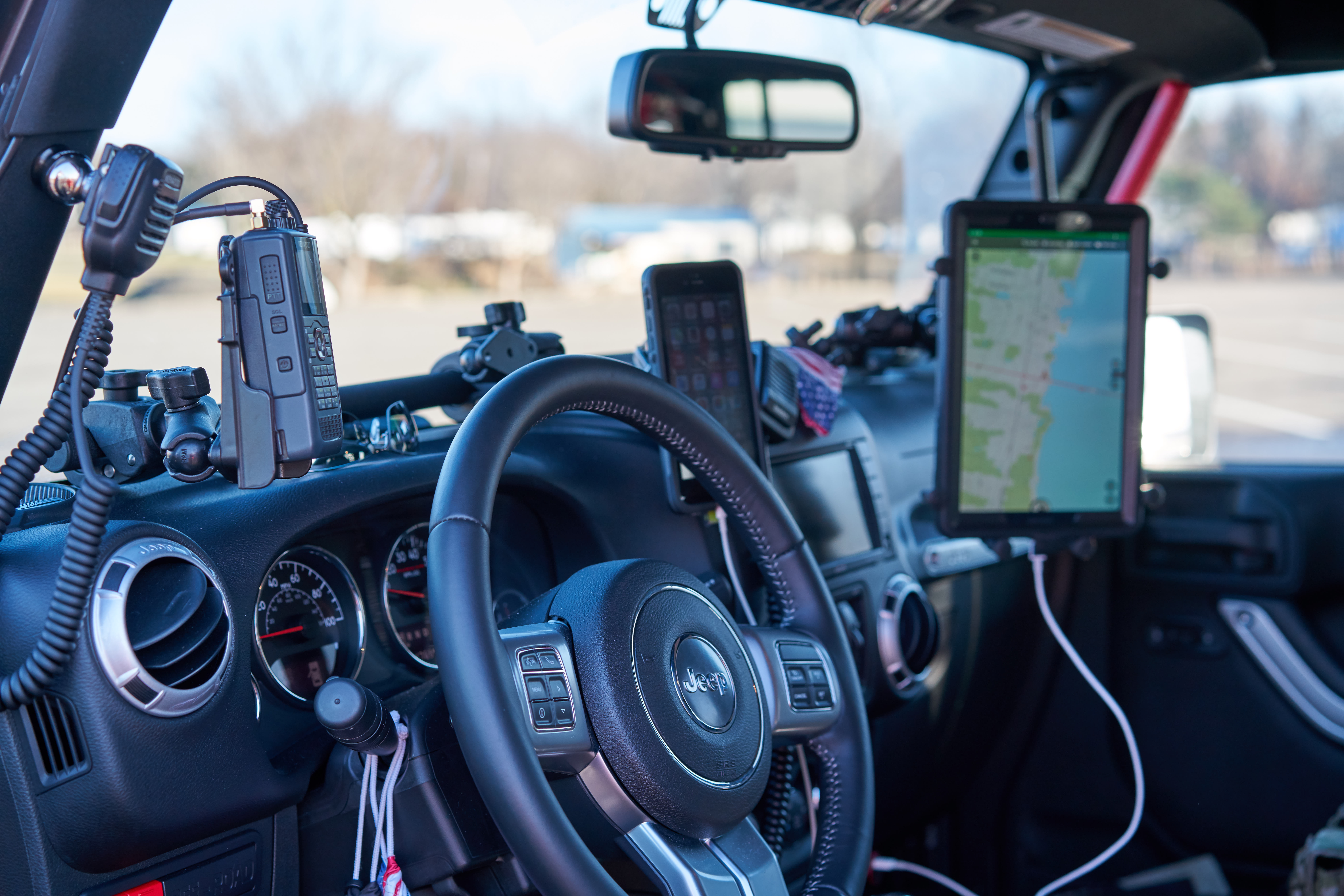 7952x5304 Show Us Your Docking Bar Setup!