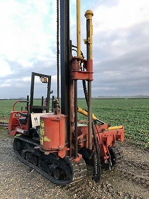 300x400 Vector Lightweight Tracked Post Driver Knocker Hammer