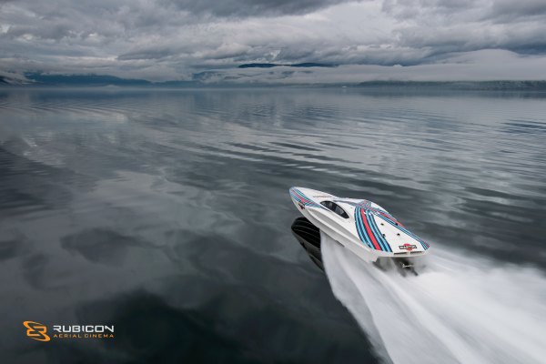 600x400 Million Dollar Superboat Chase On Okanagan Lake