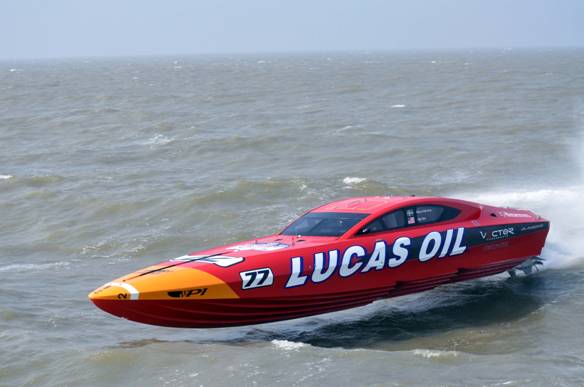 584x387 Vector Powerboats Did They Make More Than One