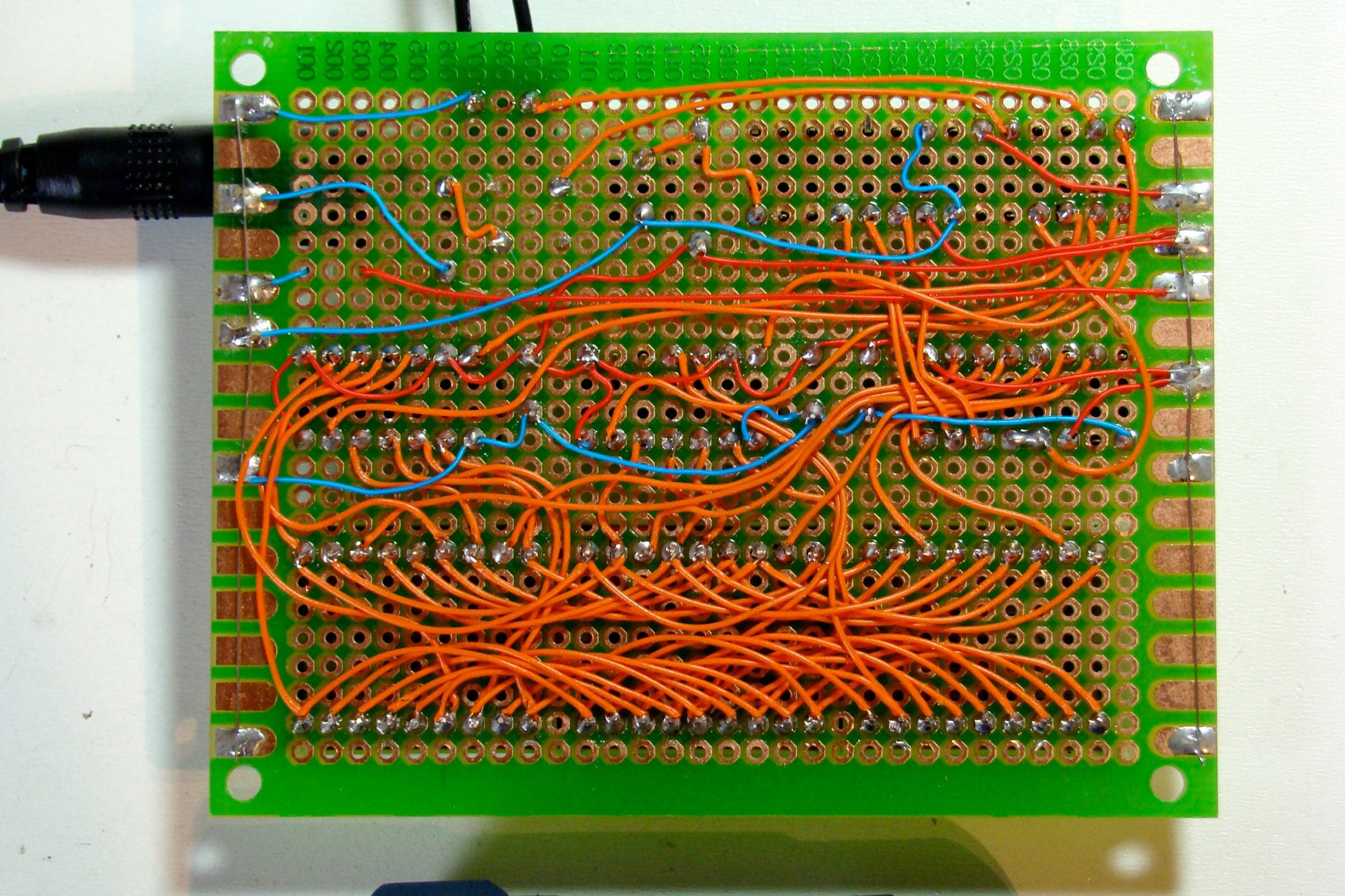 2400x1599 Small Through Hole Circuit Board Vector Savoyuptown