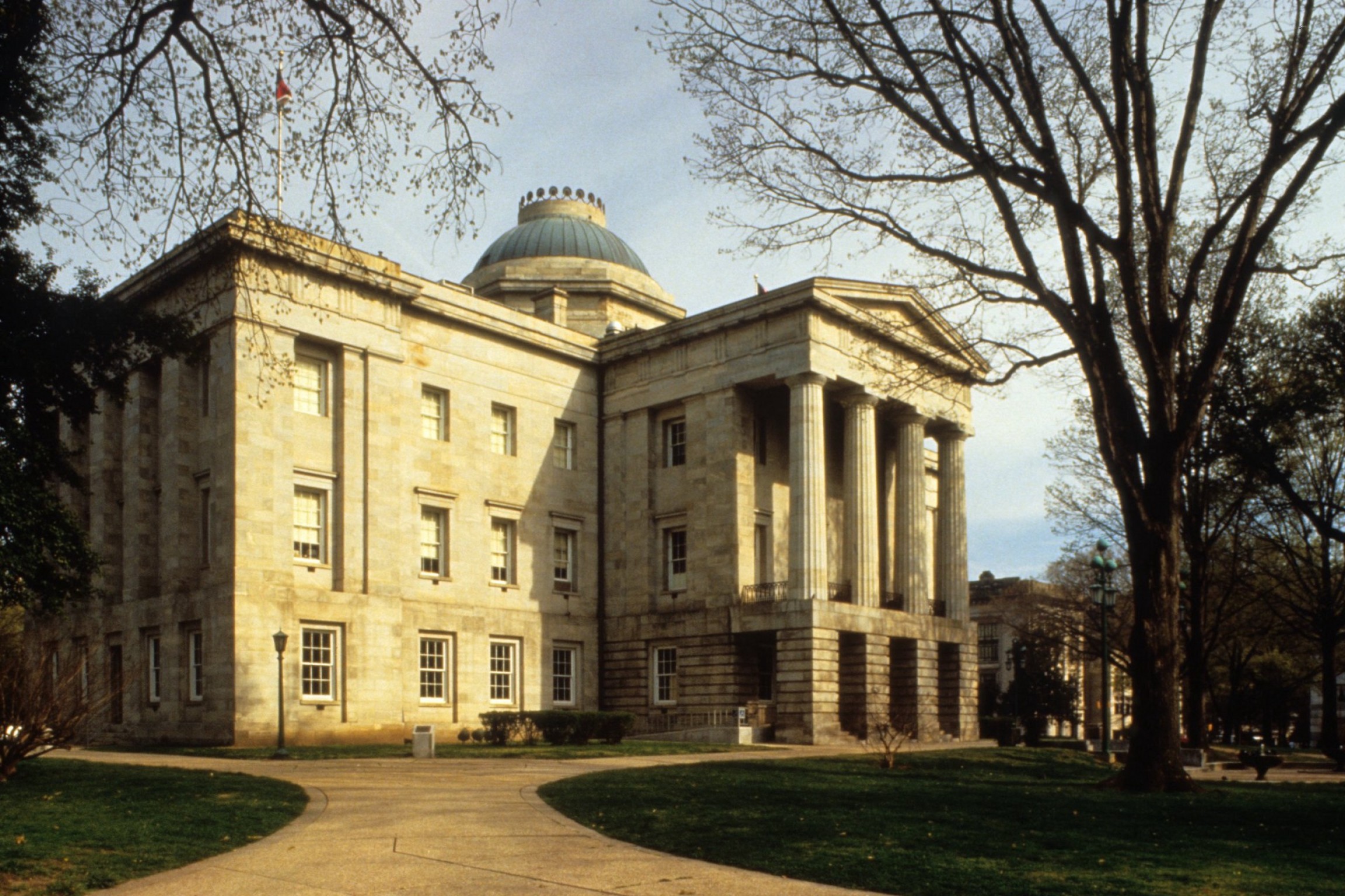 2304x1536 Vector Capitol Building Raleigh Nc Lamaison